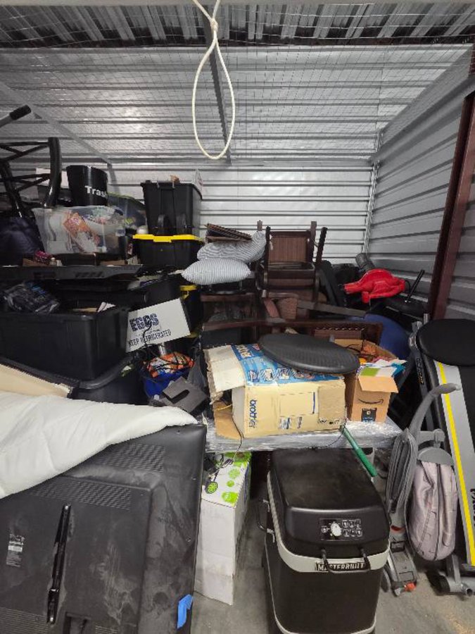 8 x 20 storage unit in Mcdonough, GA