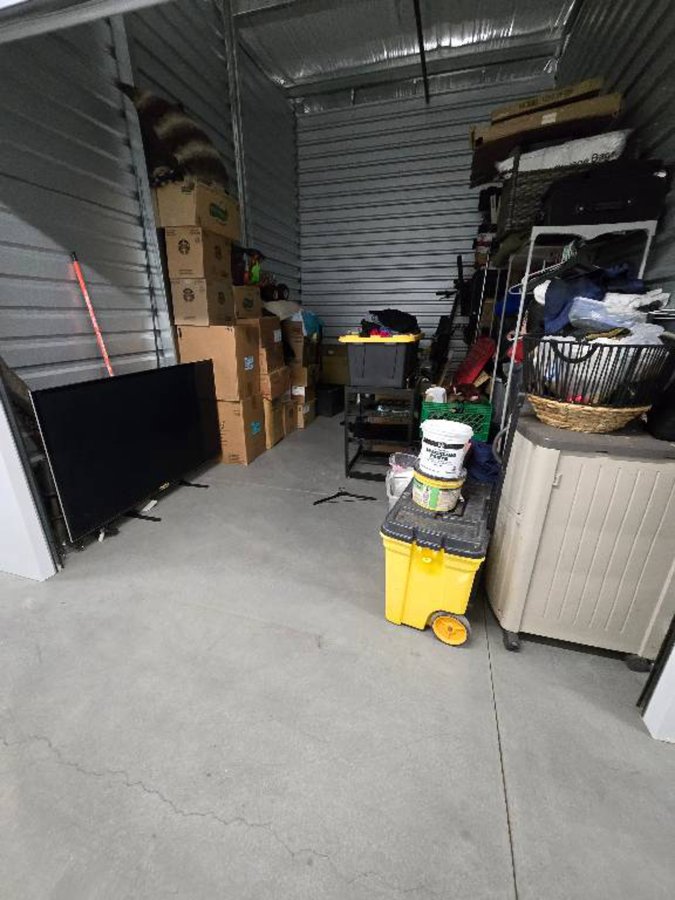 20 x 15 storage unit in Phoenix, AZ