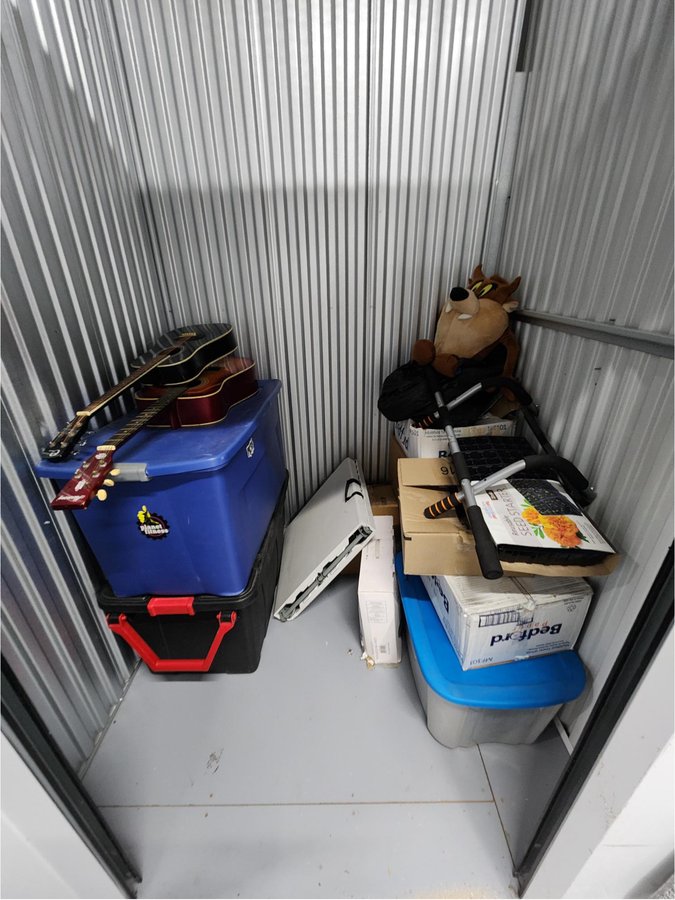 5 x 5 storage unit in Delanco, NJ
