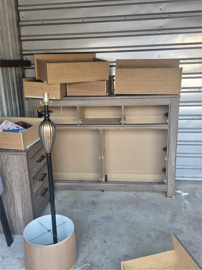10 x 10 storage unit in Bowling Green, KY