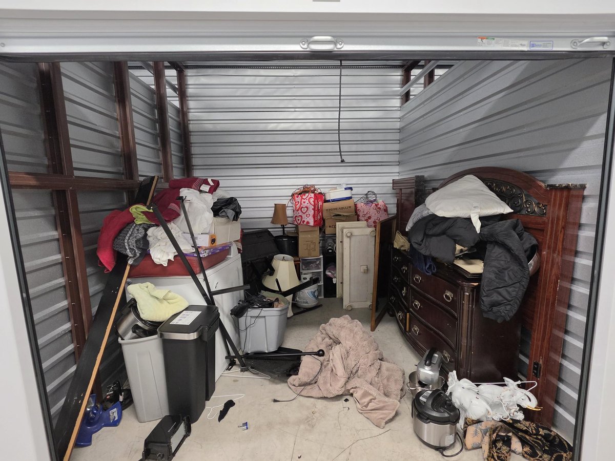 10 x 10 storage unit in Spartanburg, SC