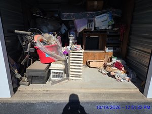 10 x 10 unit in Princeton