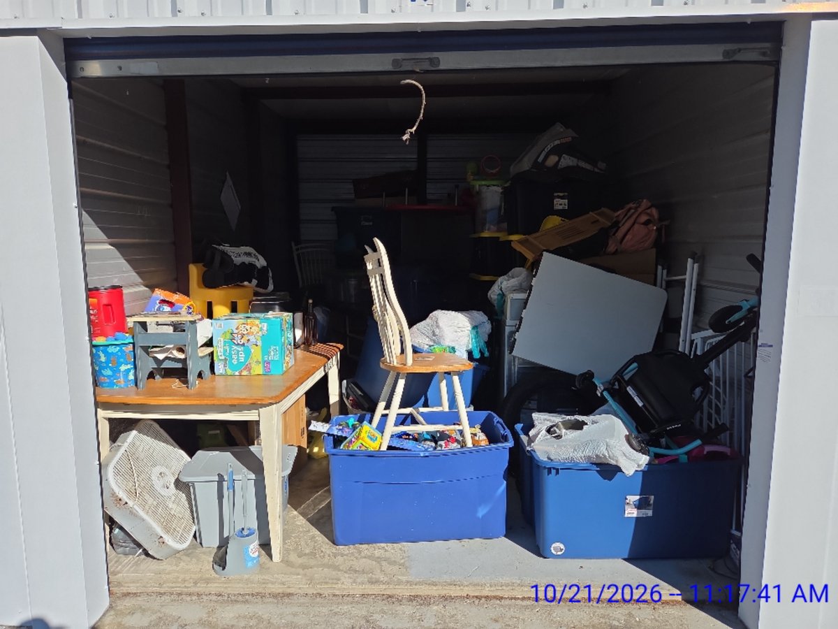 10 x 15 storage unit in Scottsburg, IN