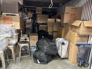 10 x 25 unit in Fairfield
