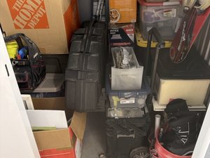 5 x 5 storage unit in Walled Lake, MI