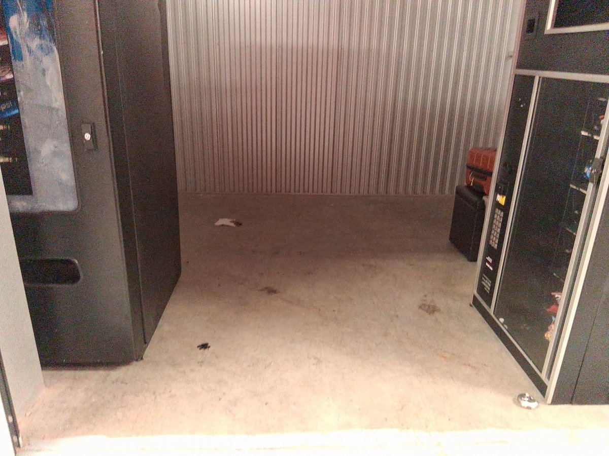 10 x 10 storage unit in Chamblee, GA