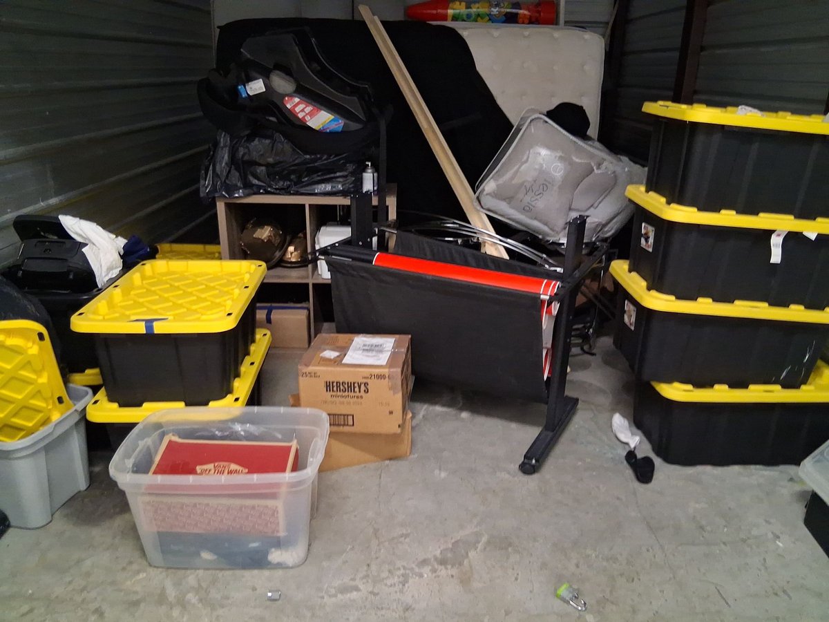 10 x 15 storage unit in Chamblee, GA