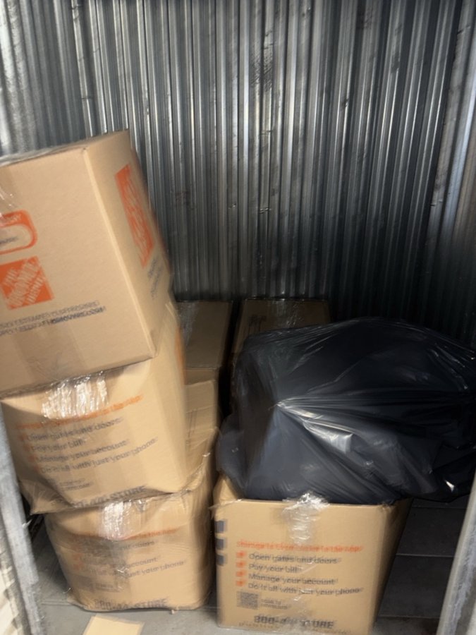 5 x 5 storage unit in Philadelphia, PA