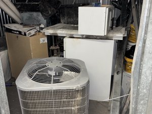 10 x 10 unit in Philadelphia