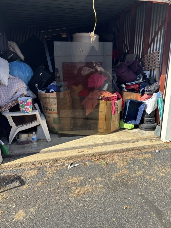 10 x 15 storage unit in Philadelphia, PA