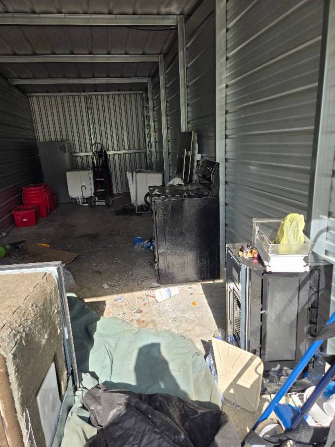 10 x 30 storage unit in Belleville, IL