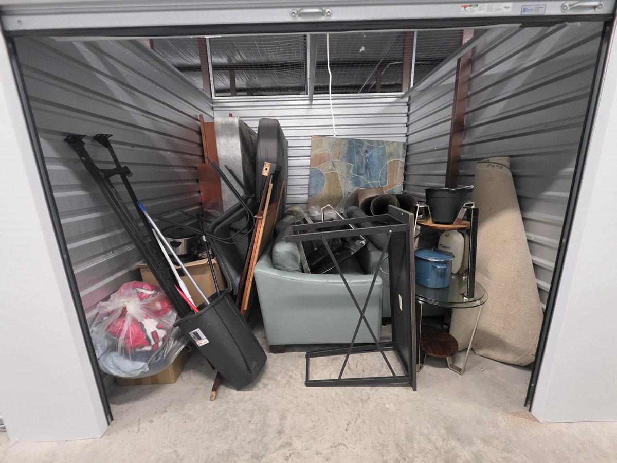 10 x 10 storage unit in Spartanburg, SC