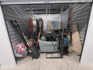 10 x 10 unit in Spartanburg