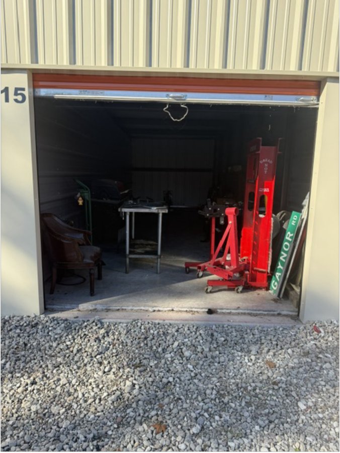 10 x 30 storage unit in Hamilton, OH