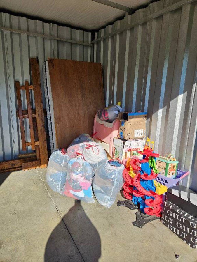 10 x 10 storage unit in Indianapolis, IN
