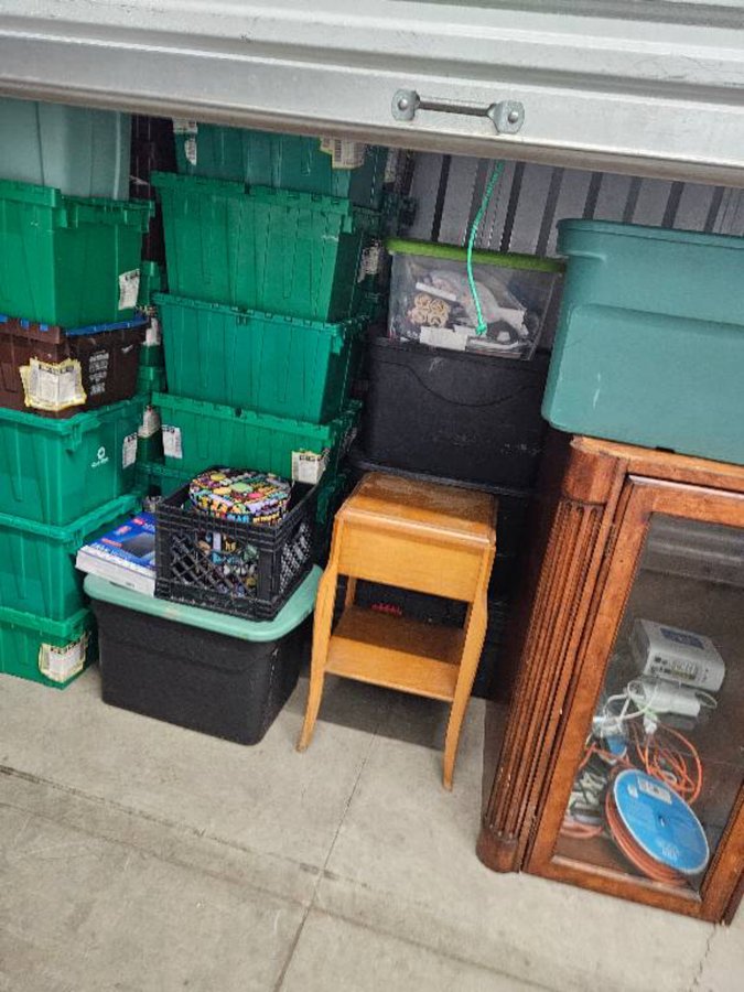 5 x 10 storage unit in Indianapolis, IN