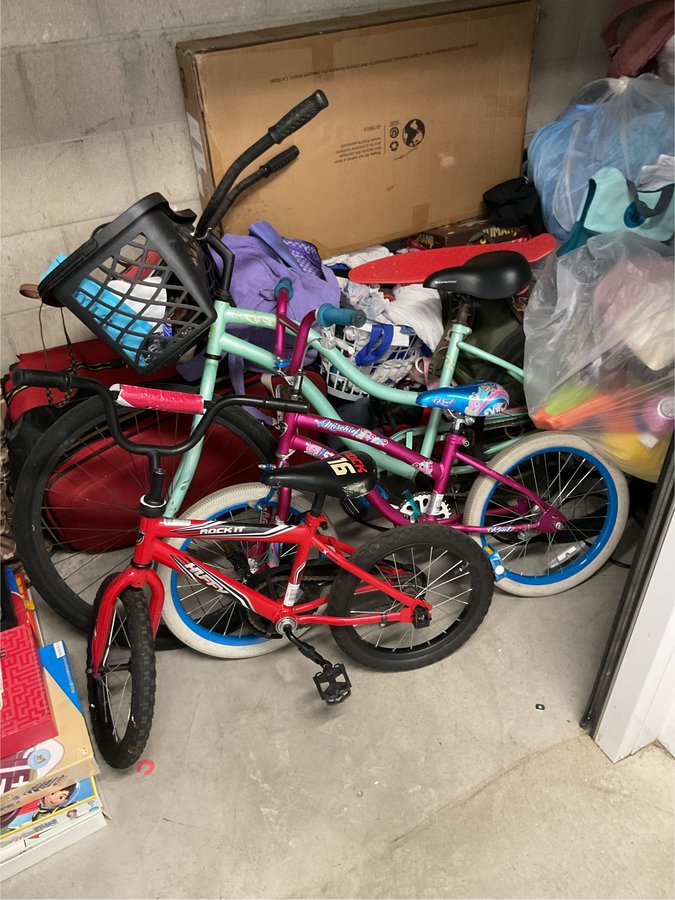 5 x 10 storage unit in San Diego, CA
