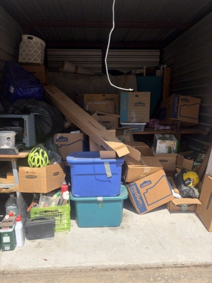 10 x 15 storage unit in Lewisville, TX