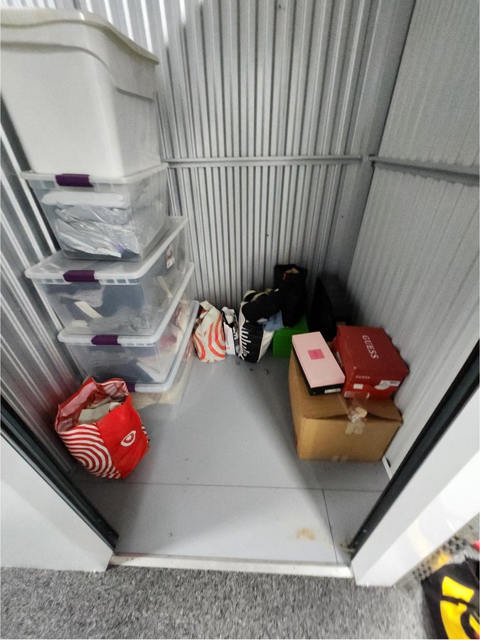 5 x 5 storage unit in Delanco, NJ