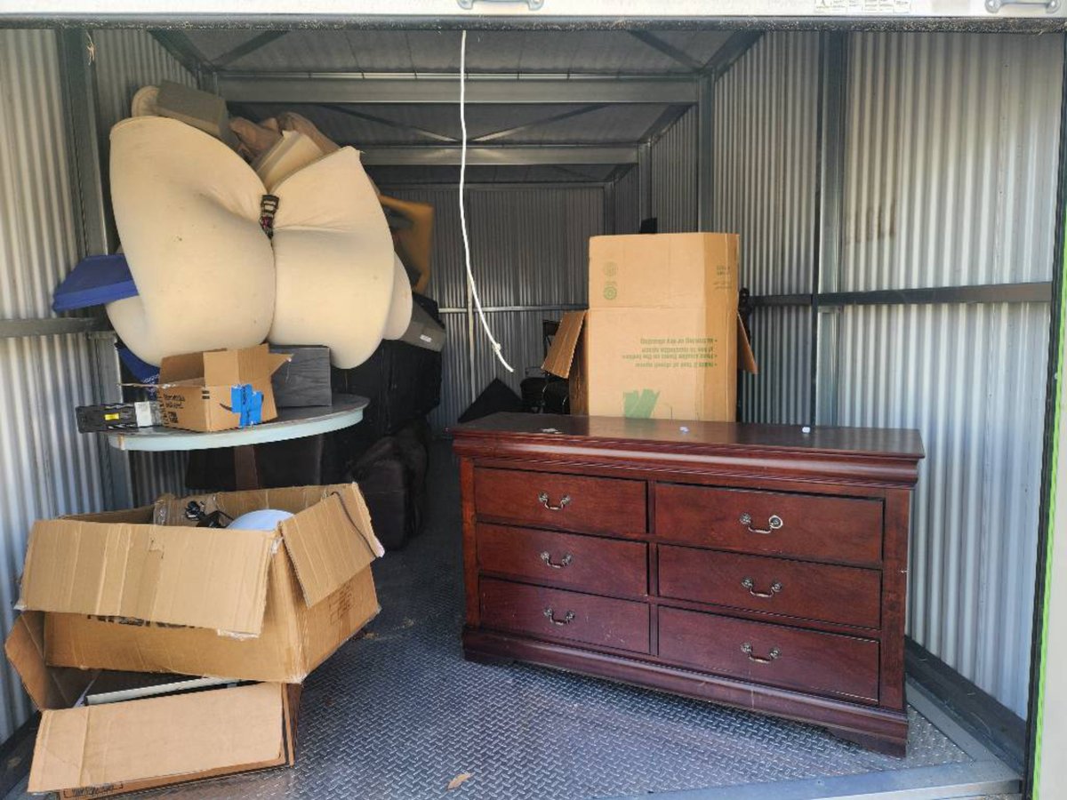 10 x 20 storage unit in Houston, TX