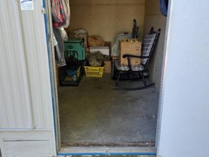 6 x 10 unit in MT Carmel
