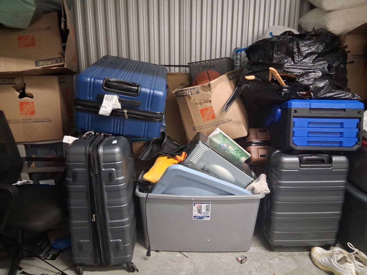 10 x 10 storage unit in Chamblee, GA