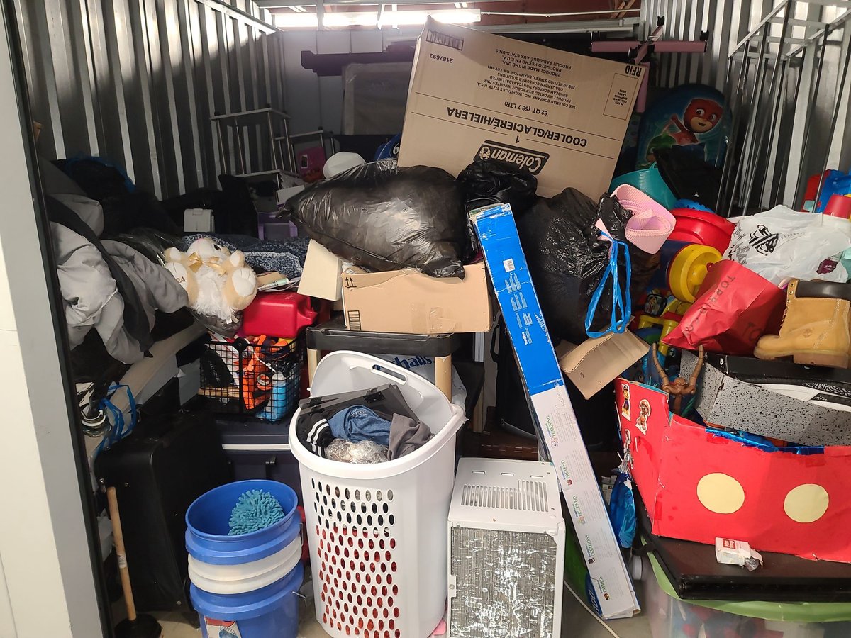 10 x 15 storage unit in Sandy Springs, GA