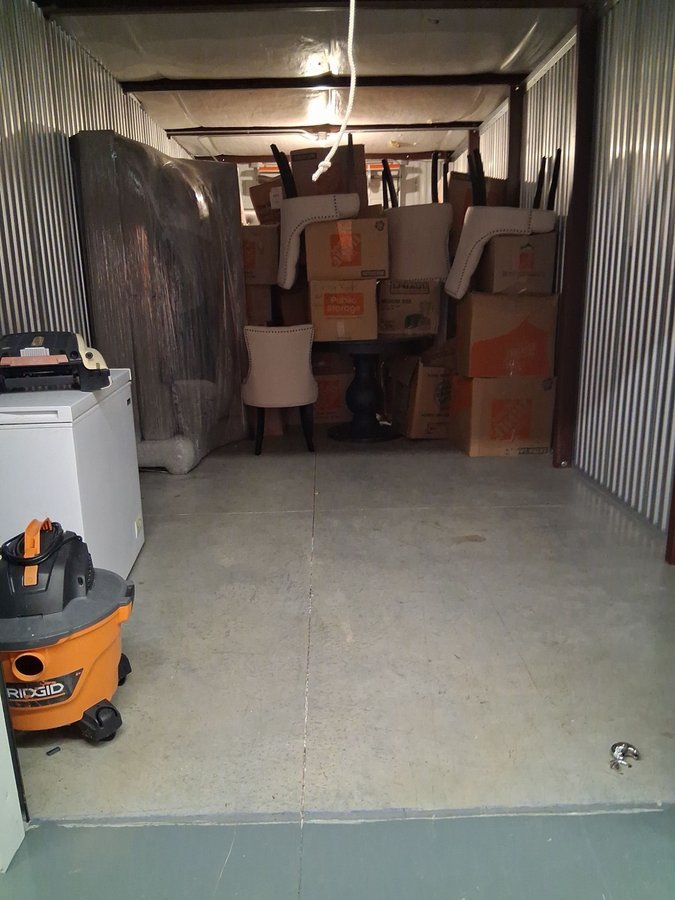 10 x 25 storage unit in Marietta, GA