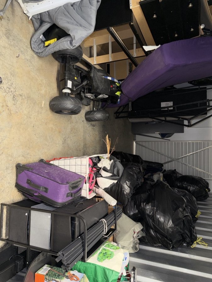 10 x 15 storage unit in Sandy Springs, GA