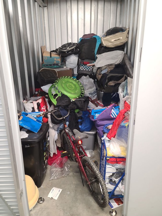 5 x 8 storage unit in Sandy Springs, GA