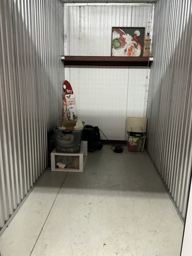 5 x 10 storage unit in Casselberry, FL