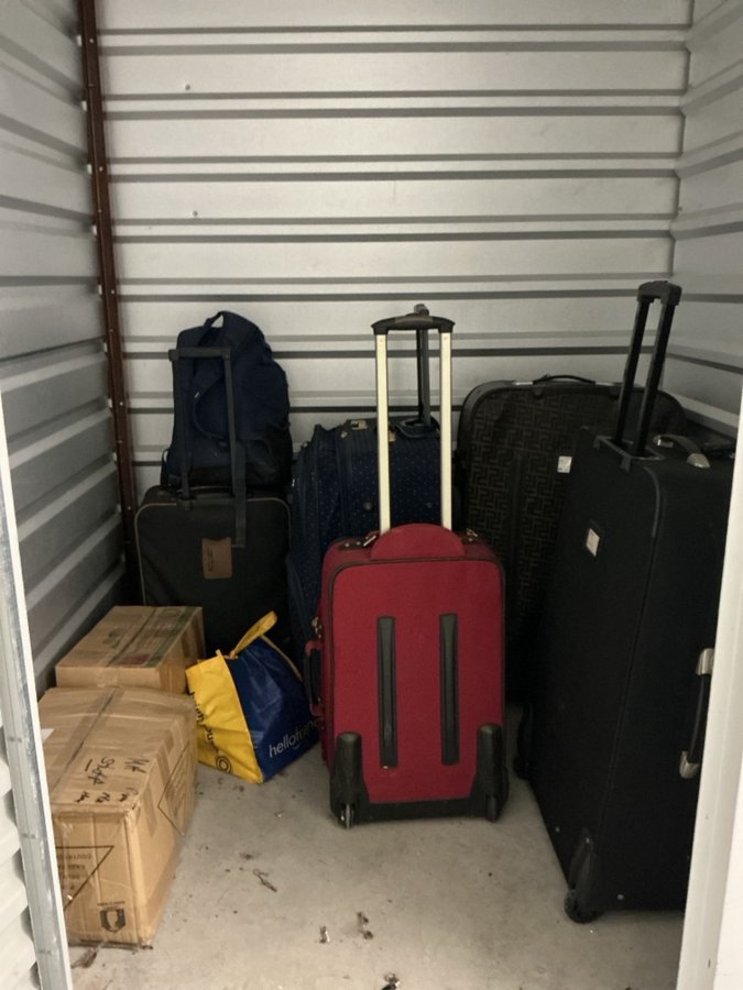5 x 5 storage unit in Orlando, FL