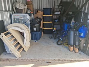 10 x 10 unit in Roswell
