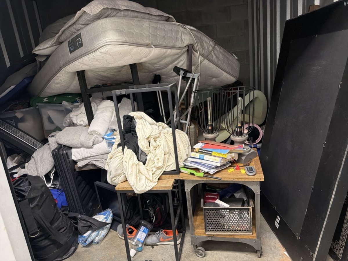 10 x 10 storage unit in Sandy Springs, GA