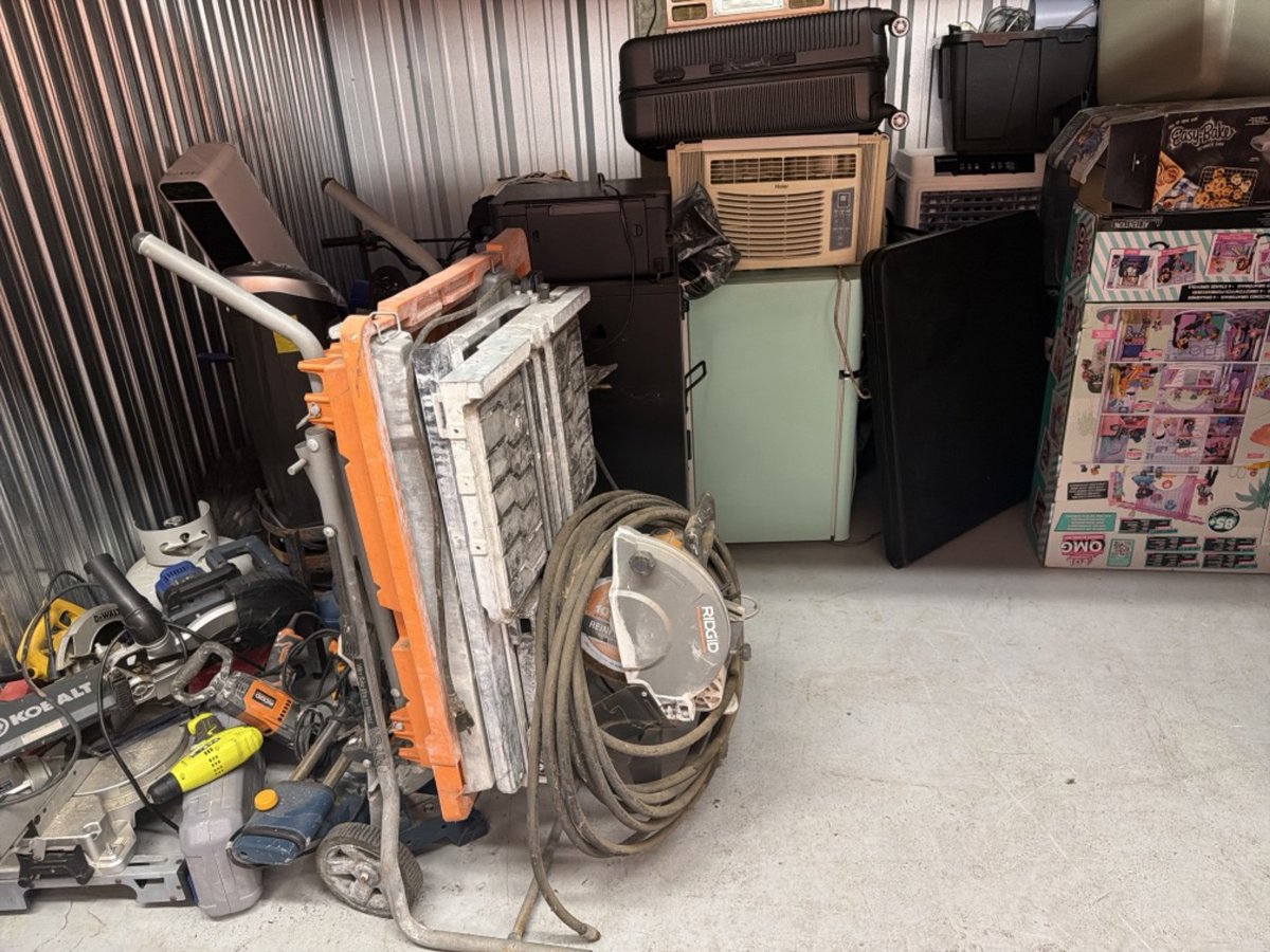 20 x 10 storage unit in Peachtree Corners, GA