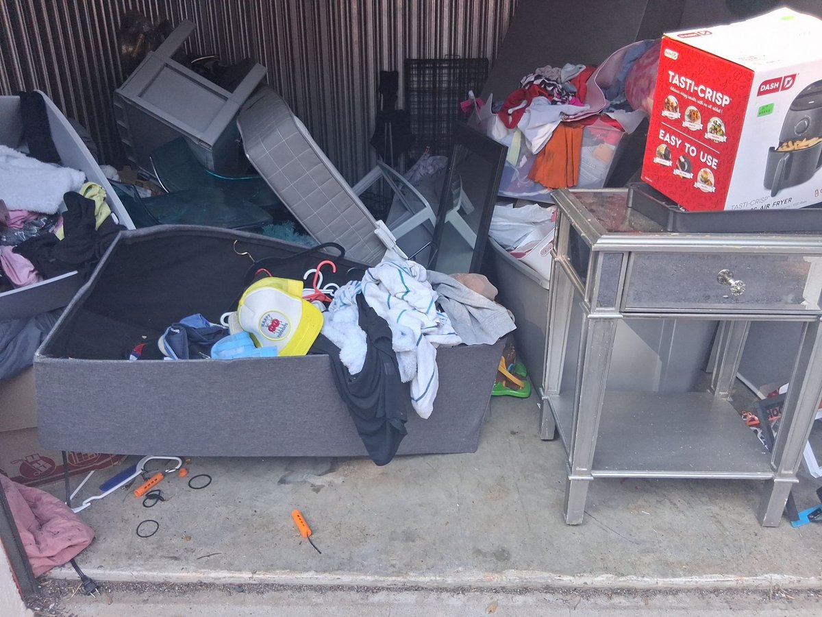 10 x 10 storage unit in Roswell, GA