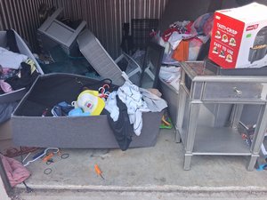 10 x 10 unit in Roswell