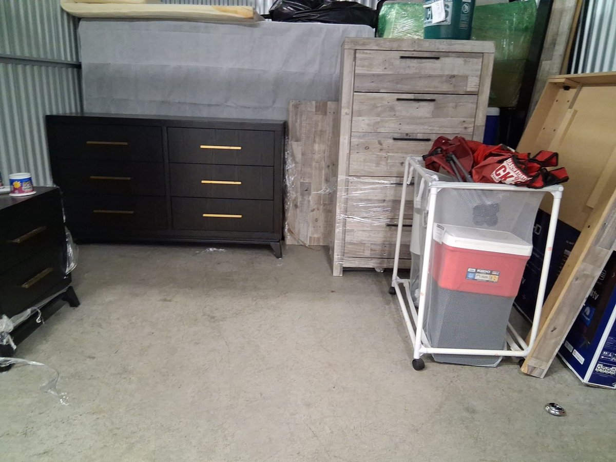 10 x 15 storage unit in Alpharetta, GA