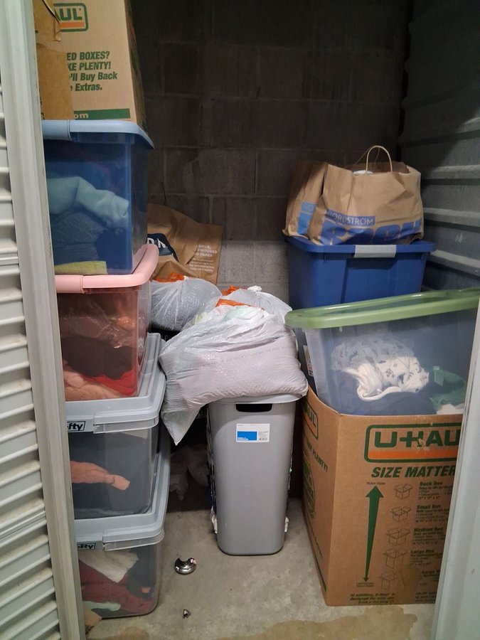 5 x 5 storage unit in Sandy Springs, GA