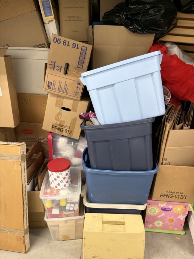 10 x 10 storage unit in Wixom, MI
