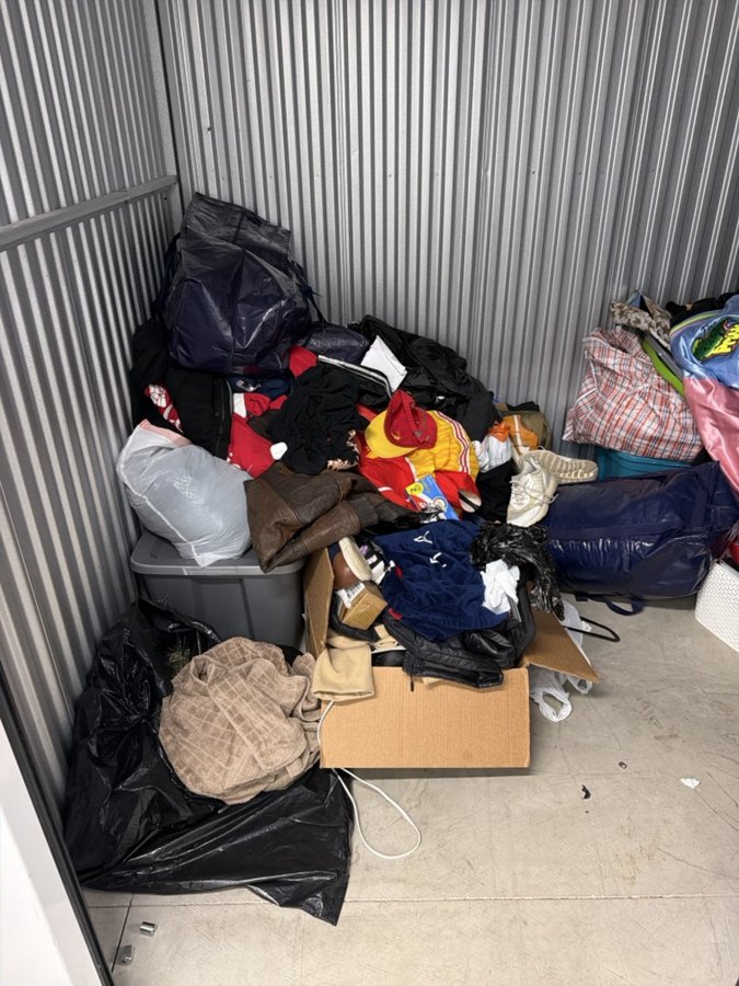 5 x 15 storage unit in Wixom, MI