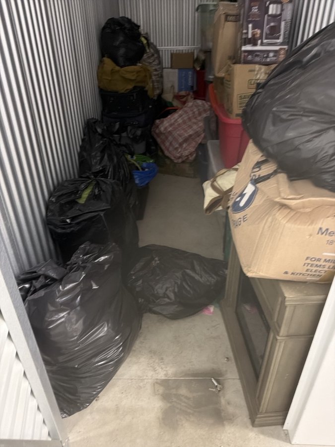 5 x 15 storage unit in Wixom, MI