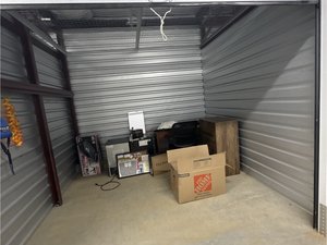 10 x 10 unit in Tuscaloosa