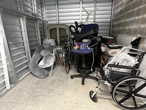 10 x 10 unit in Seattle