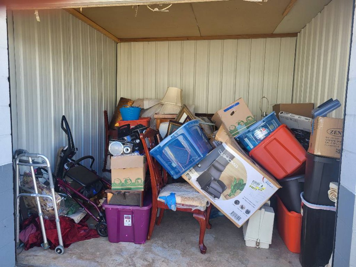 10 x 10 storage unit in Covington, GA