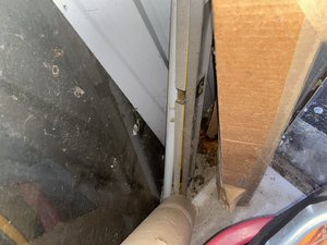 5 x 10 unit in Montague