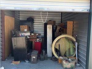 10 x 15 storage unit in Seven Points, TX