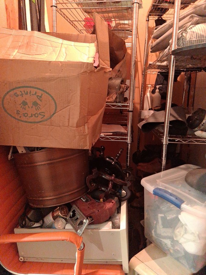 6 x 6 storage unit in Sandy Springs, GA