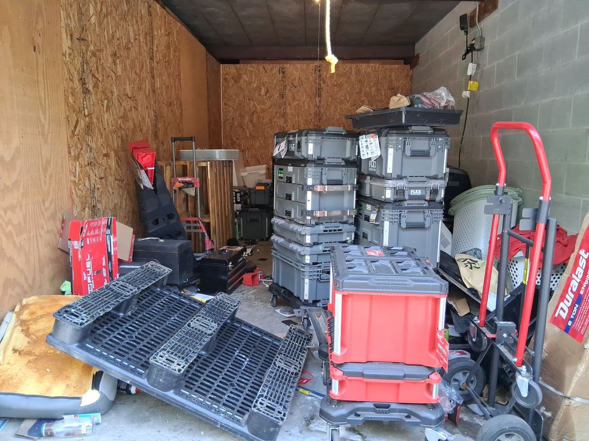 10 x 20 storage unit in Norcross, GA