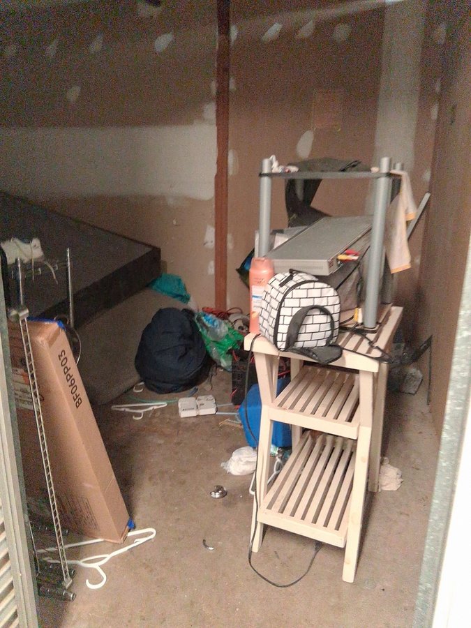 15 x 10 storage unit in Roswell, GA